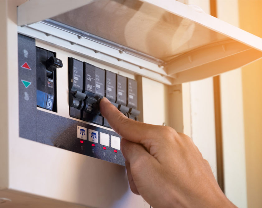 Karatteristiċi ta 'Circuit Breaker.